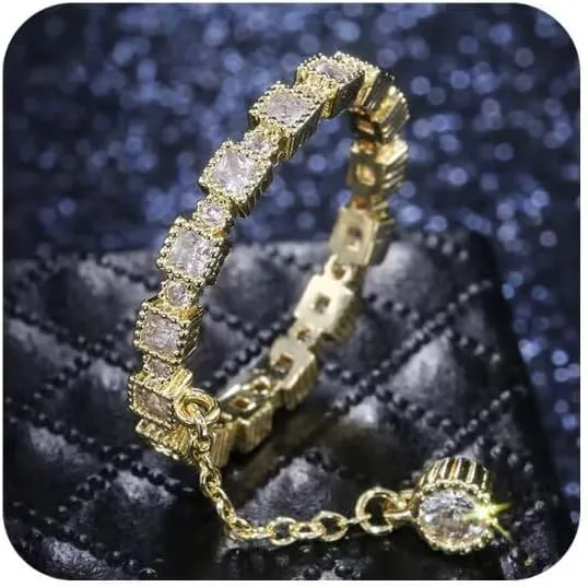 18K Gold Plated Statement Zirconia Pendant Ring - Bold Fashion Cocktail Ring for Women, Trendy Index Finger Jewelry Size 8