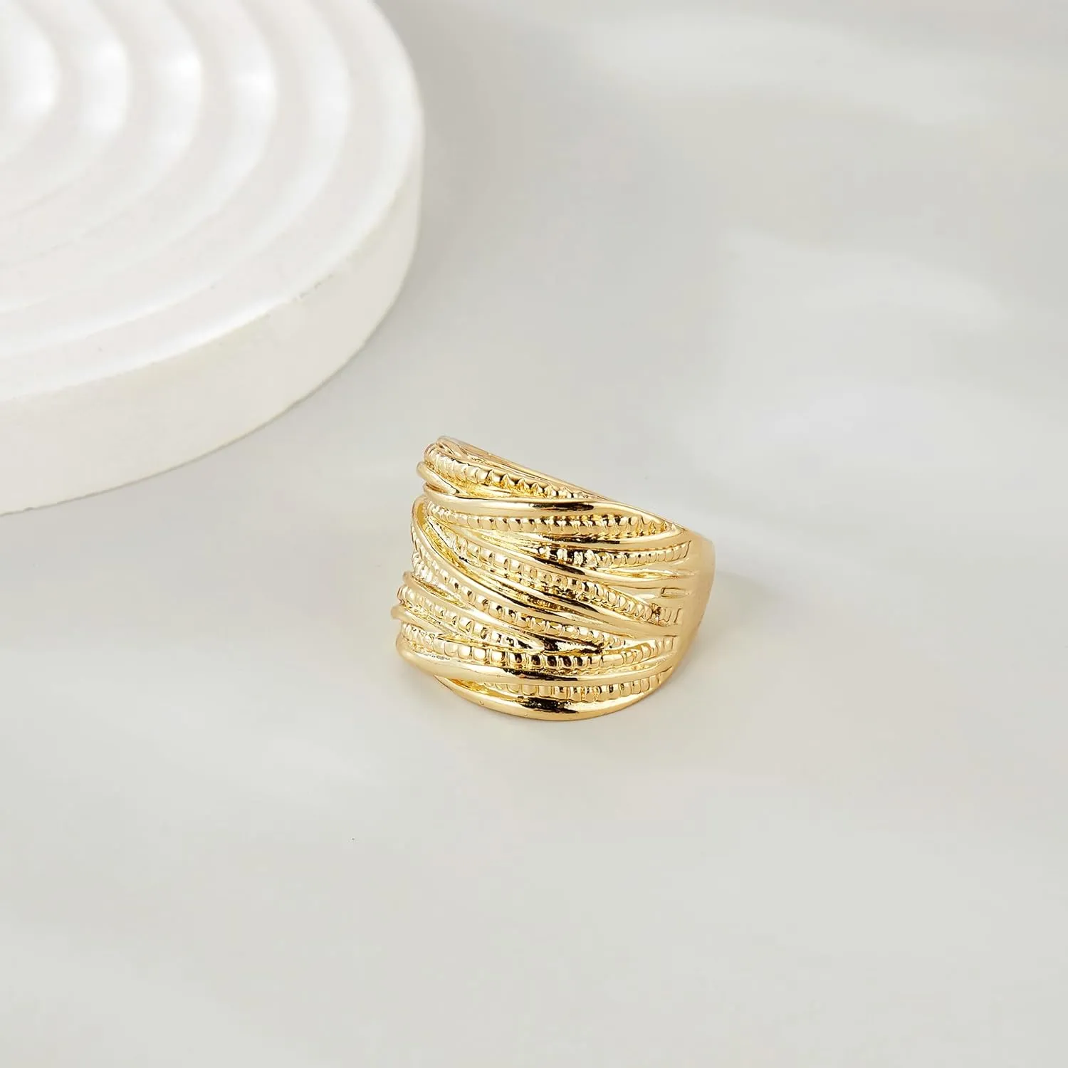 2 Tone Intertwined Crossover Statement Ring Fashion Chunky Band Rings for Women Black Gold Silver Rose Gold Plated Wide Index Finger Rings Costume Jewelry