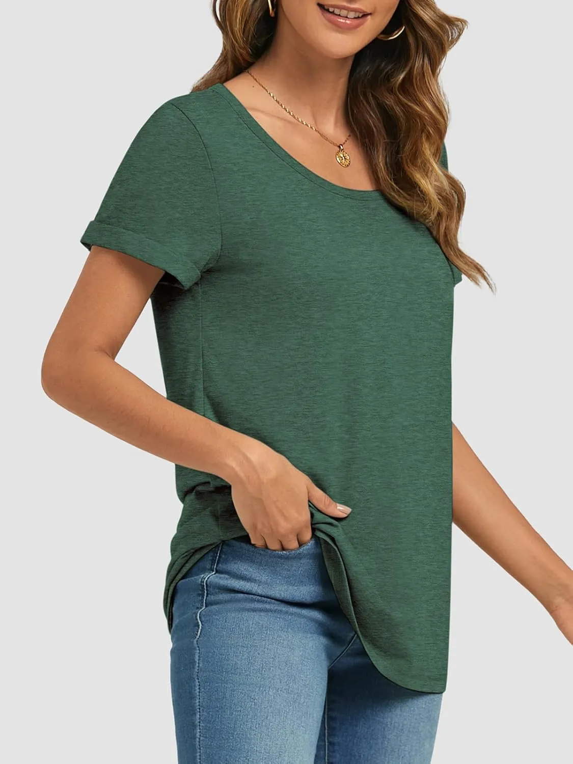 ATHMILE T Shirts Short Sleeve Scoop Neck Tees for Women Fashion Tops Trendy Casual Summer Outfits Clothes 2025