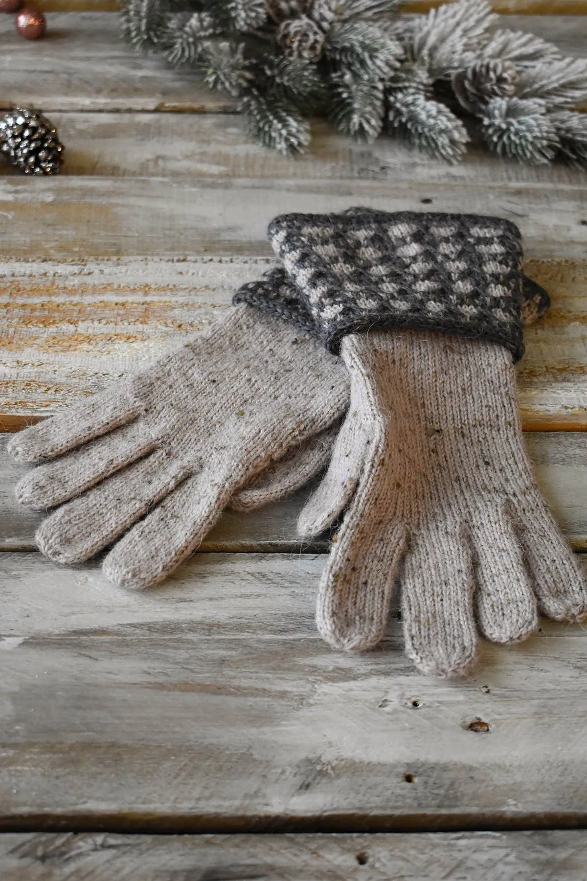 Birch Gloves