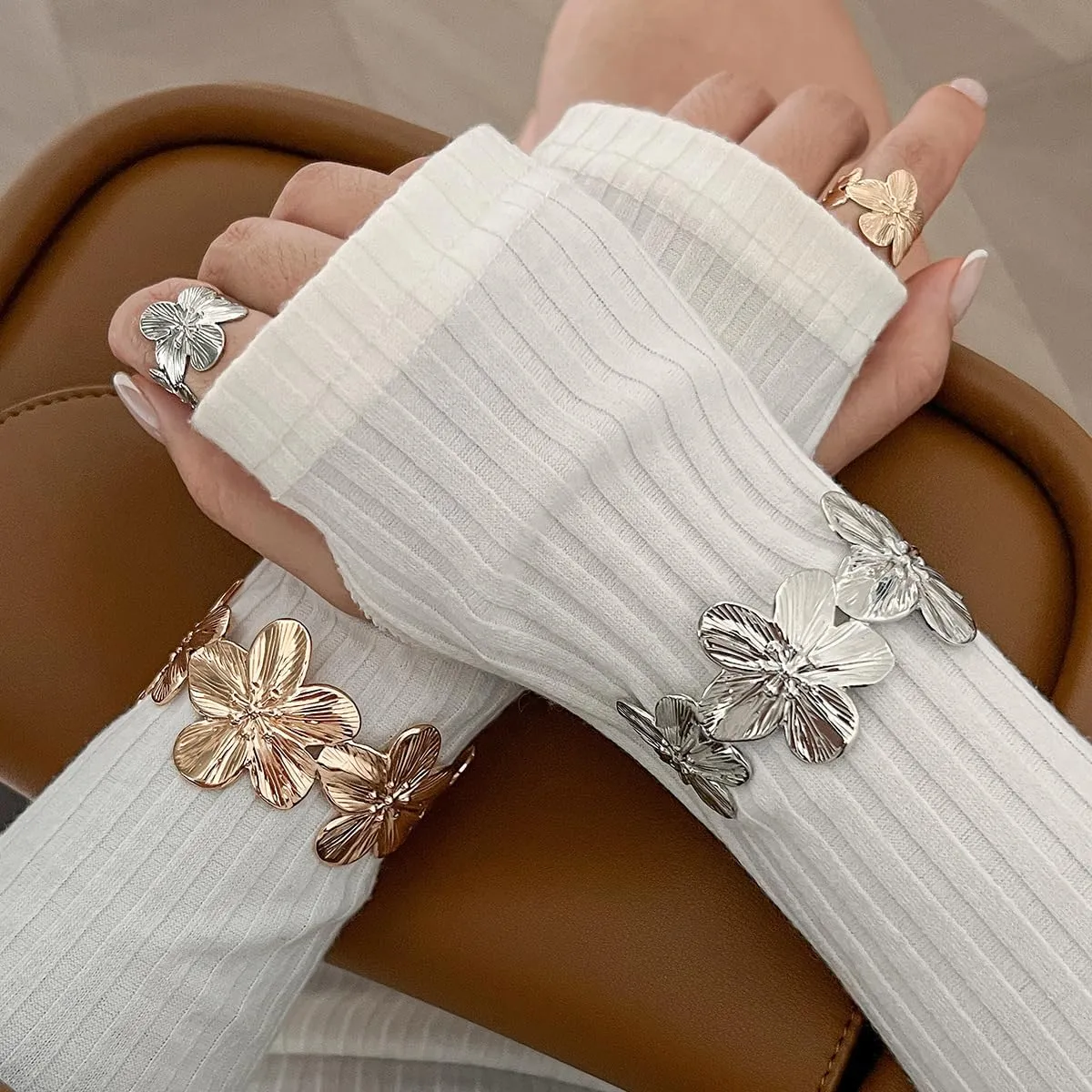 Chunky Gold Cuff Bracelets for Women Flower Bracelet Rings Set Chunky Bracelets Vintage Butterfly Bangles Boho Wide Open Cuff Bracelets Summer Beach Jewelry for Women