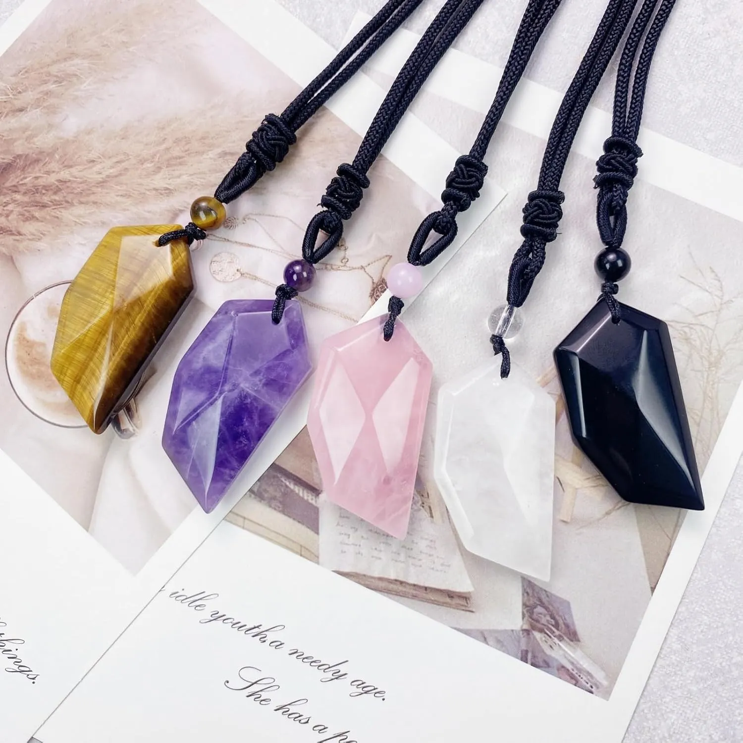 EDEN'S CALL Natural Crystal Stone Wolf Tooth Necklace for Women and Men Adjustable Faceted Quartz Stone Pendant Necklace for Reiki Balancing