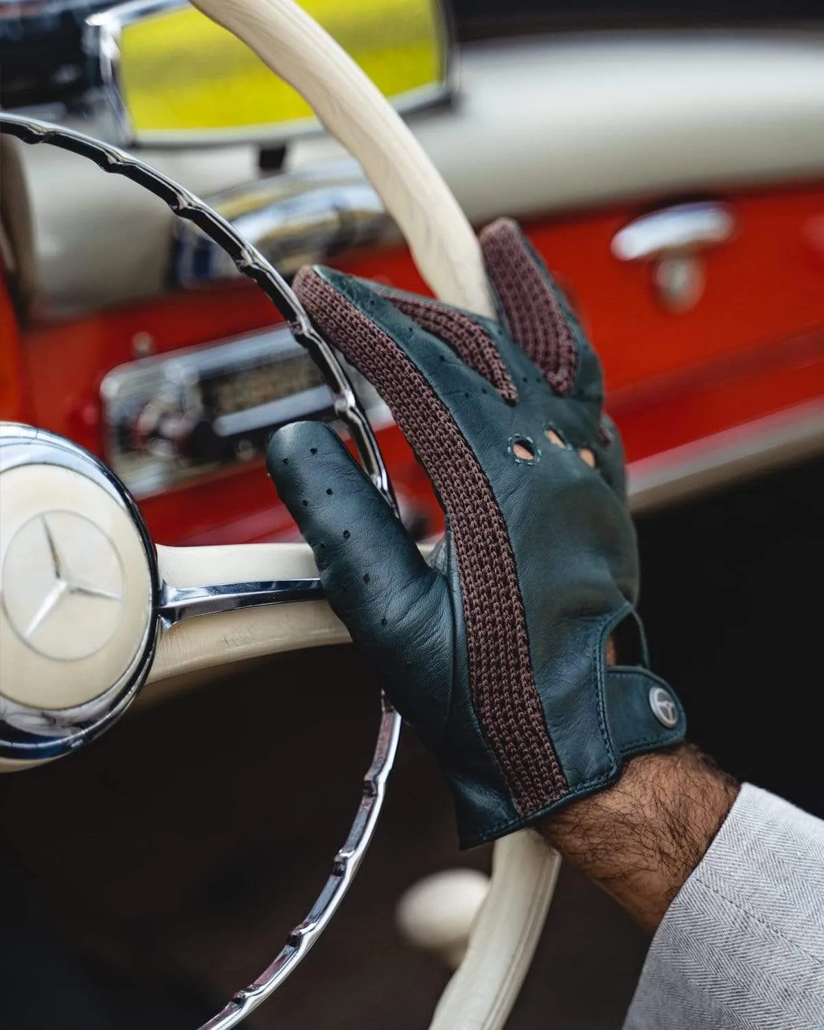 GRAN TURISMO - Leather and Cotton Crochet Driving Gloves - British Green/Cognac