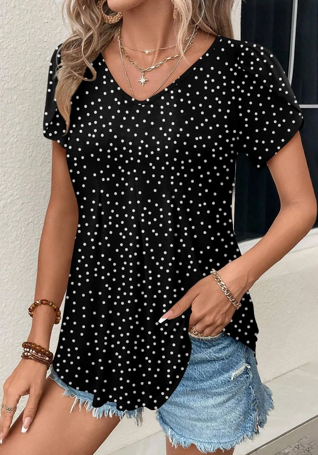 KISSMODA Womens Summer Tops Short Sleeve Floral Shirts Ladies V Neck Tunic Tops Loose Fit Tunics