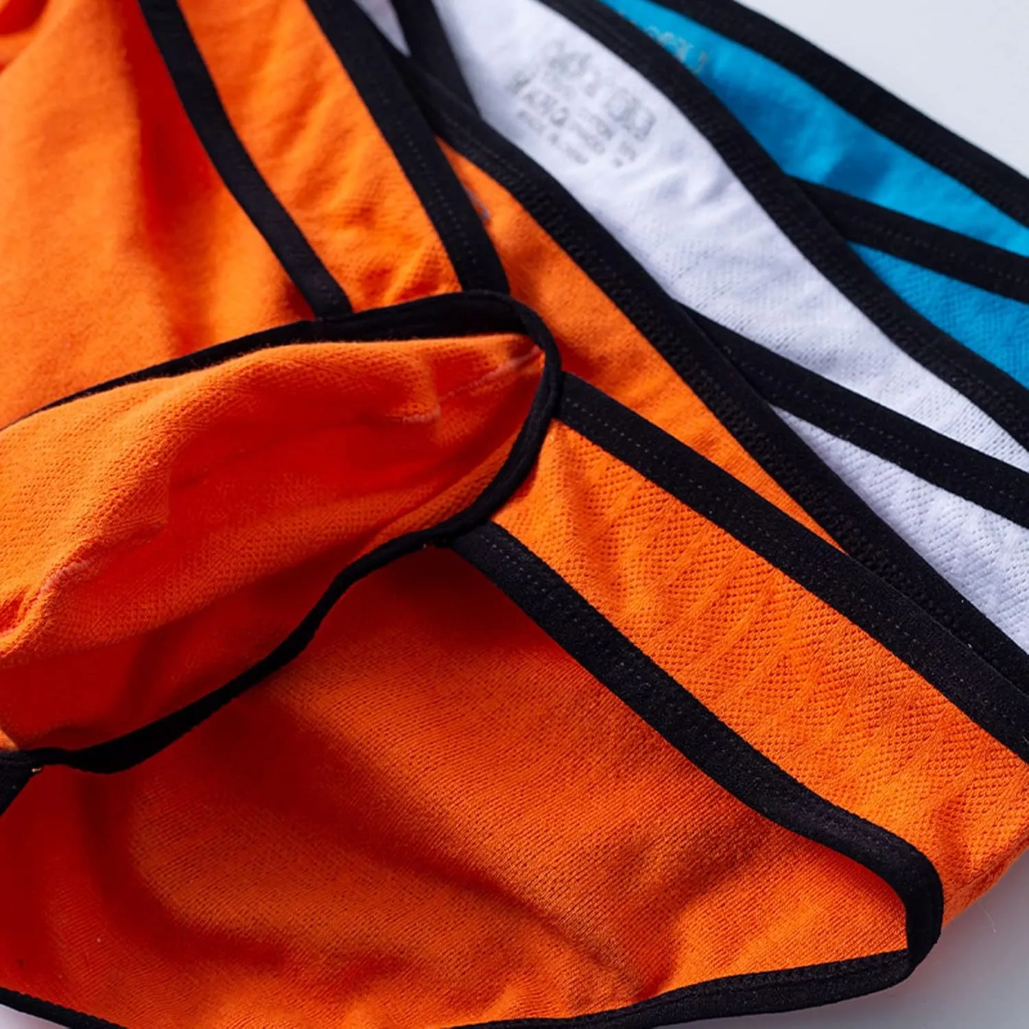 Low Waist Mens Briefs Sexy Breathable Bulge Bag Bikini Triangle Leather Underwear for Men