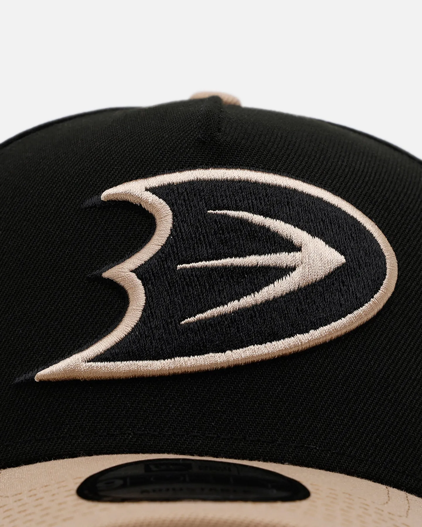 New Era Anaheim Ducks 'Desert Nights' 9FORTY A-Frame Snapback Black/Camel