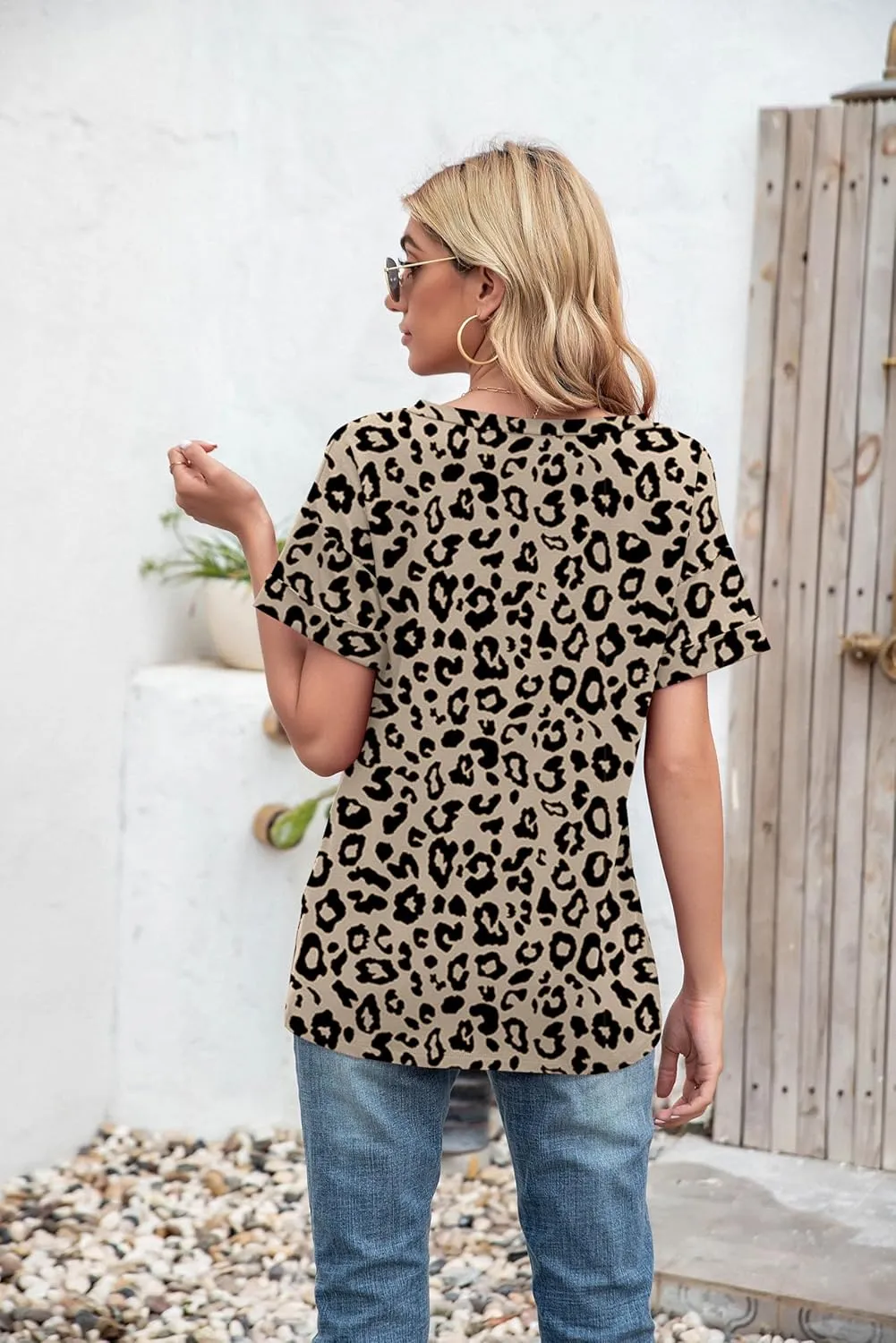 TASAMO Women's Short Sleeve V-Neck Shirts Loose Casual Tee T-Shirt Basic Tops