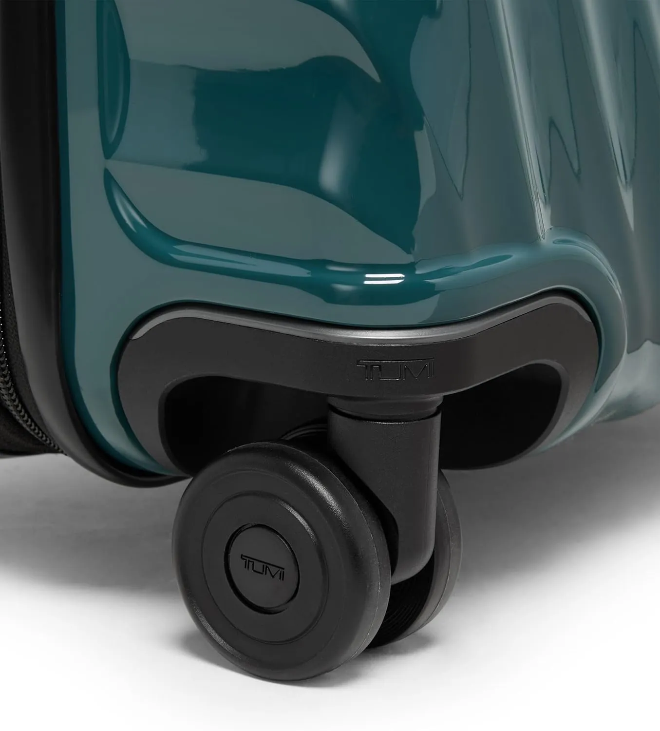 Tumi 19 Degree Polycarbonate International Expandable 4 Wheel Carry-On, Lagoon, One Size