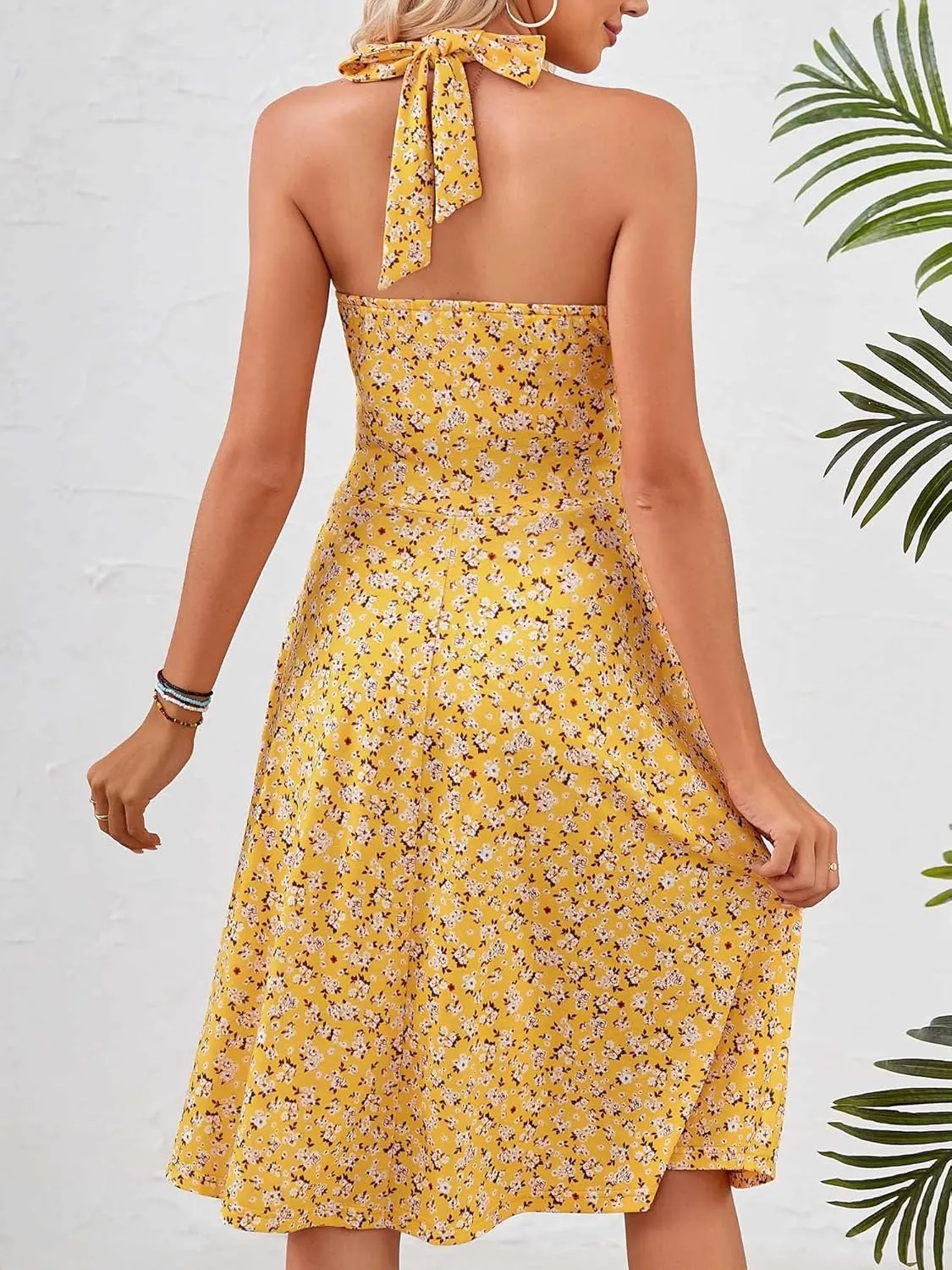 Women's 2025 Floral Halter Neck Mini Dress Summer Sleeveless Sundress with Elastic Waist Ruffle Hem Casual Beach Dresses