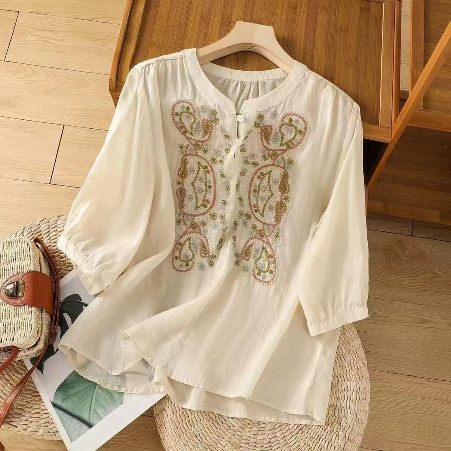 Womens 3/4 Sleeve Linen Shirts 2025 Cotton Summer Retro Embroidered Boho Tops Dressy Casual Beach Vacation Blouses